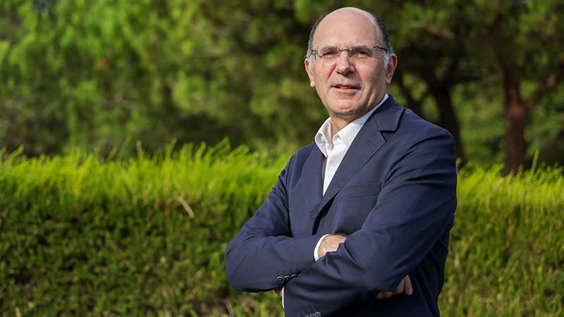 Carros elétricos, cartões e rede: entrevista a Pedro Faria